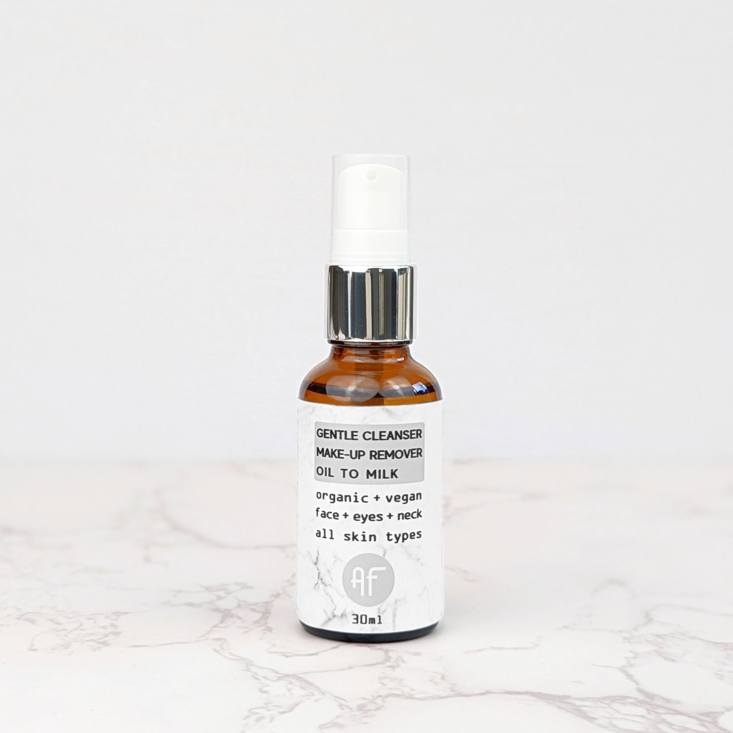 Gentle Cleanser & Make-up Remover - Oil to Milk